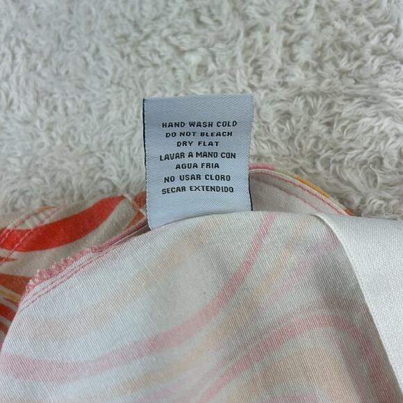 Easel Los Angeles Groovy patterned mod stretch high rise flare jeans, Medium - Picture 10 of 11